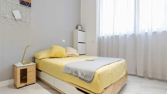 Rooms in Milano Zona 5 - Vigentino, Chiaravalle, Gratosoglio - photo 2