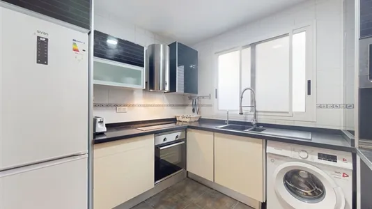 Rooms in Valencia L'Eixample - photo 10