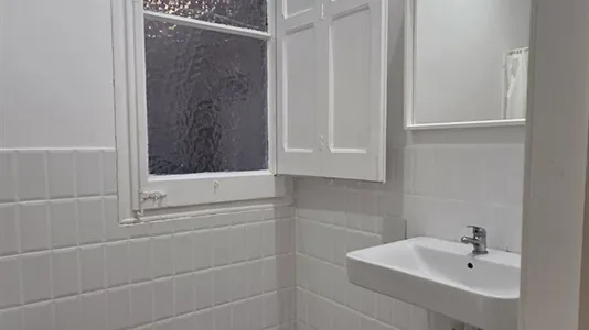 Rooms in Barcelona Eixample - photo 7