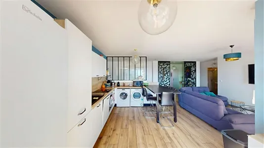 Rooms in Saint-Julien-en-Genevois - photo 9