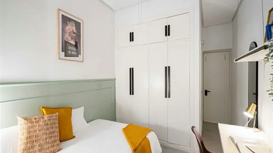 Rooms in Madrid Centro - photo 5