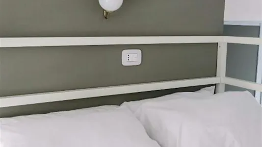 Apartments in Milano Zona 8 - Fiera, Gallaratese, Quarto Oggiaro - photo 9