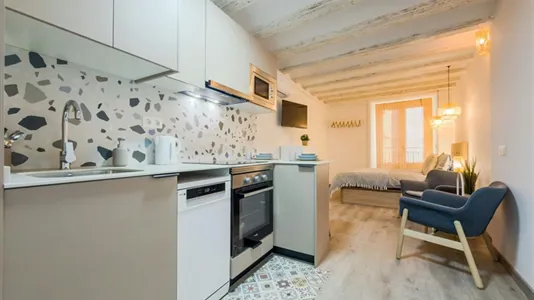 Apartments in Barcelona Ciutat Vella - photo 1