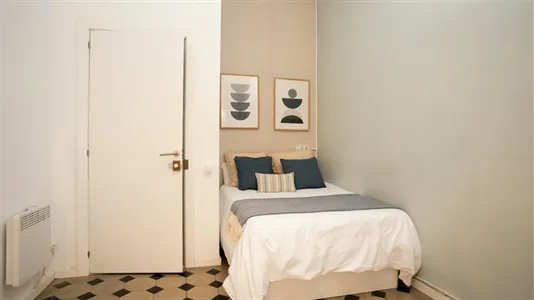 Rooms in Barcelona Ciutat Vella - photo 2