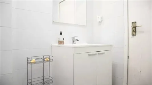 Rooms in Madrid Tetuán - photo 7