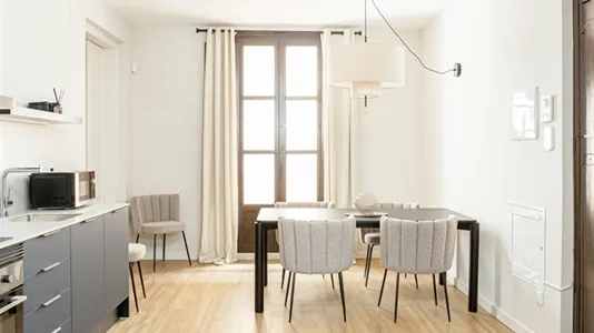 Apartments in Barcelona Ciutat Vella - photo 7