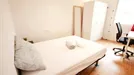 Room for rent, Barcelona Sants-Montjuïc, Barcelona, &lt;span class=&quot;blurred&quot; onclick=&quot;ProcessAdRequest(12071157)&quot;&gt;[xxxxx]&lt;/span&gt;