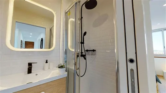 Rooms in Lyon - photo 10