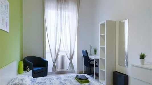 Rooms in Milano Zona 5 - Vigentino, Chiaravalle, Gratosoglio - photo 1