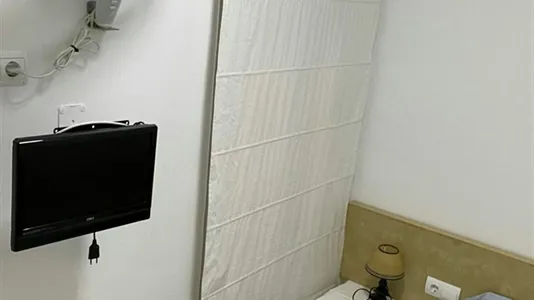 Rooms in Sant Pere de Ribes - photo 3