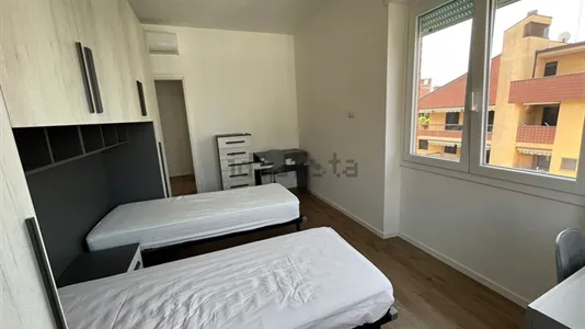 Rooms in Milano Zona 2 - Stazione Centrale, Gorla, Turro, Greco, Crescenzago - photo 8