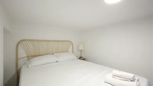 Apartments in Madrid Ciudad Lineal - photo 9