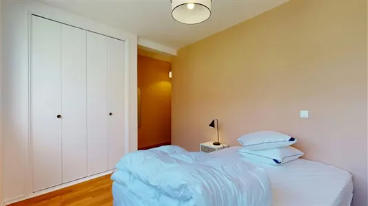 Rooms in Marseille 6ème arrondissement - photo 8