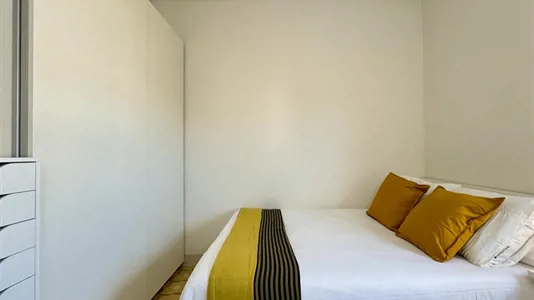 Rooms in Barcelona Eixample - photo 3