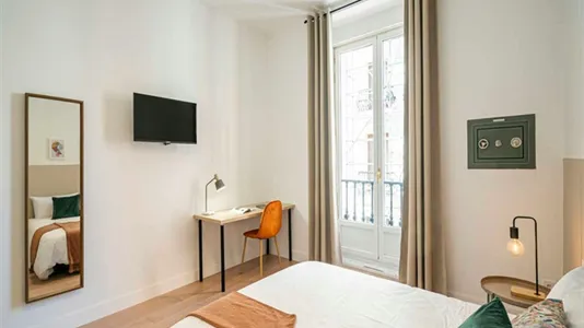 Rooms in Madrid Centro - photo 7