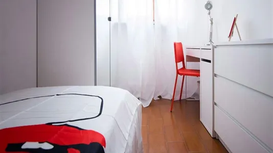 Rooms in Sesto San Giovanni - photo 5