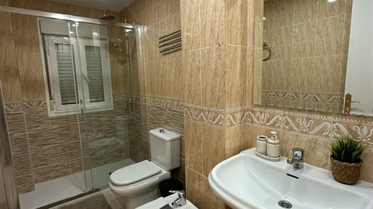 Rooms in Madrid Salamanca - photo 8