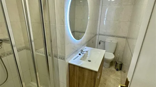 Rooms in Madrid Chamberí - photo 4