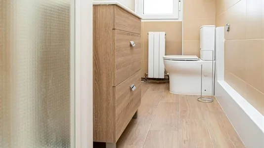 Rooms in Zaragoza - photo 9