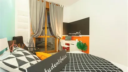 Room for rent in Milano Zona 3 - Porta Venezia, Città Studi, Lambrate, Milan