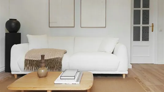 Apartments in Barcelona Eixample - photo 5