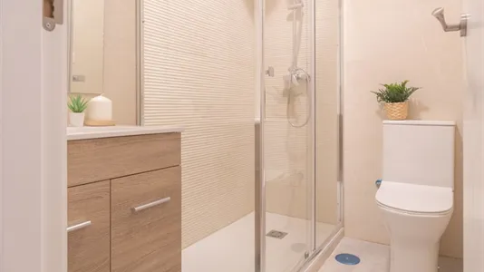 Rooms in Madrid Retiro - photo 4