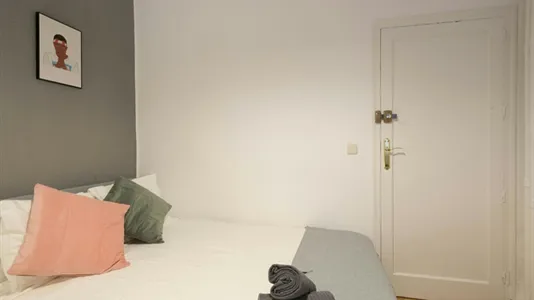 Rooms in Madrid Salamanca - photo 4