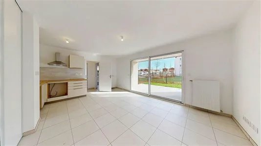 Apartments in Lyon - photo 9