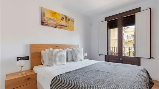 Apartments in Barcelona Ciutat Vella - photo 7