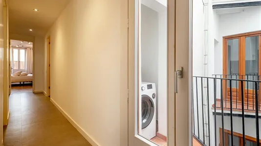 Apartments in Barcelona Ciutat Vella - photo 7