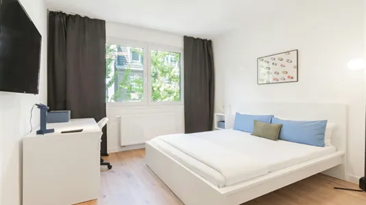 Rooms in Essen - photo 8
