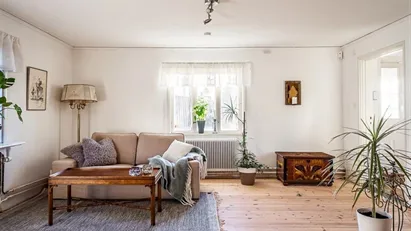 Uppsala - 3rok - 9mån - 16.560kr/mån