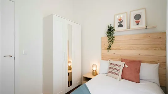 Rooms in Madrid Chamberí - photo 2