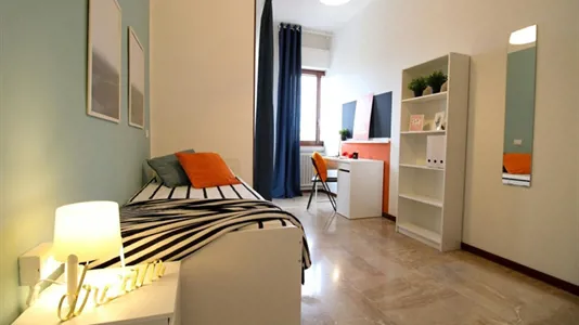 Rooms in Brescia - photo 1