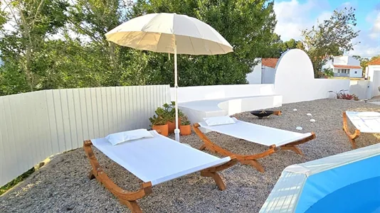 Houses in Alcobaça - photo 2