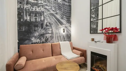 Apartments in Madrid Chamberí - photo 6