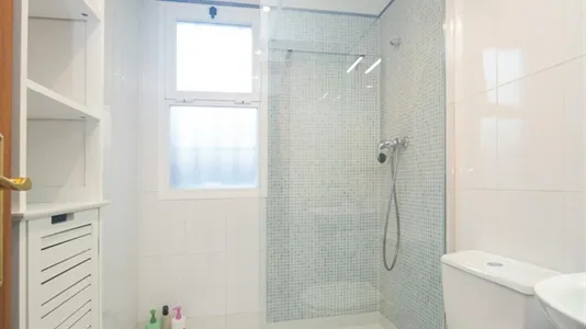 Rooms in Granada - photo 4