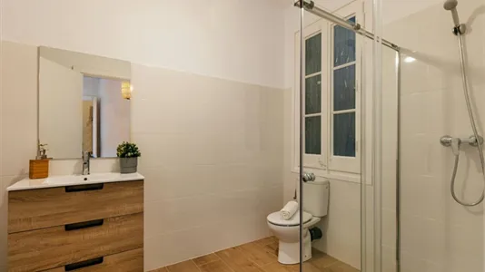 Rooms in Barcelona Sarrià-St. Gervasi - photo 9