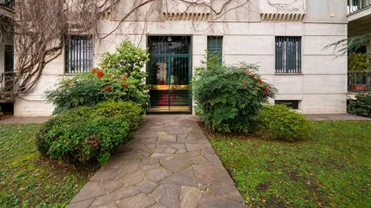 Apartments in Milano Zona 8 - Fiera, Gallaratese, Quarto Oggiaro - photo 4