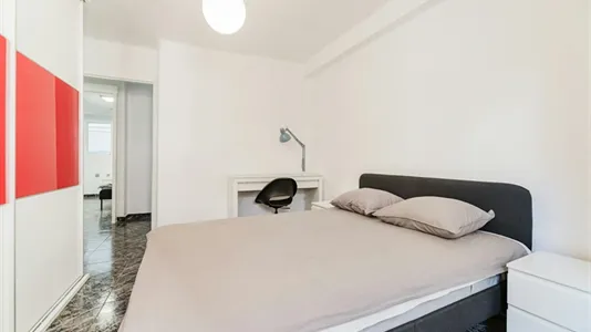 Apartments in Burjassot - photo 5