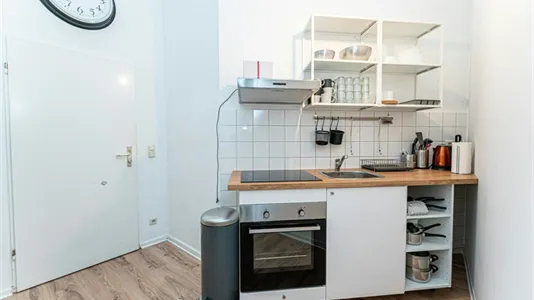 Rooms in Berlin Mitte - photo 8