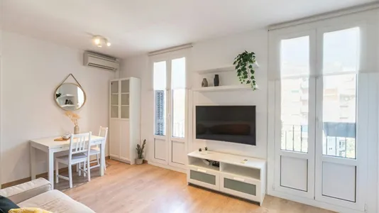 Apartments in Barcelona Eixample - photo 4