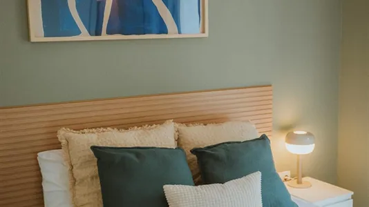 Rooms in Barcelona Eixample - photo 5