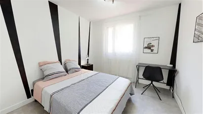 Room for rent in Lyon, Auvergne-Rhône-Alpes