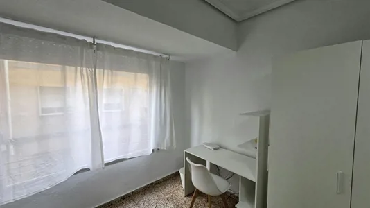 Rooms in Murcia - photo 3