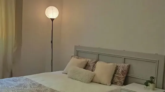 Rooms in Madrid Moncloa-Aravaca - photo 1