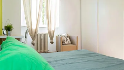 Room for rent in Buccinasco, Lombardia