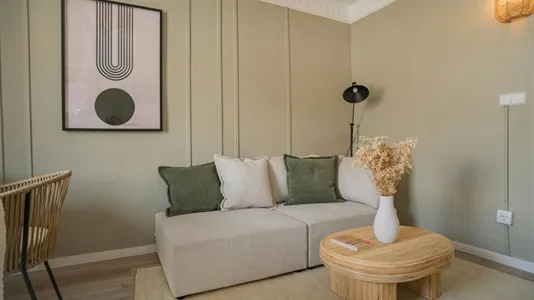 Rooms in Barcelona Ciutat Vella - photo 10