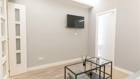 Rooms in Barcelona Sarrià-St. Gervasi - photo 9