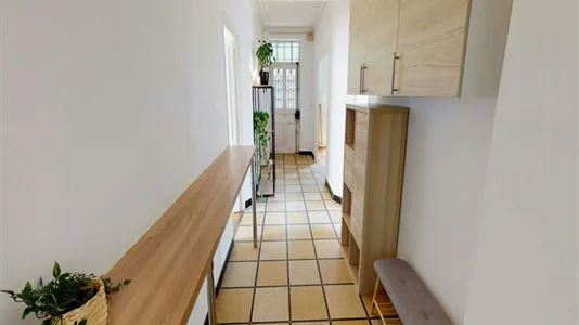 Rooms in Lyon - photo 9